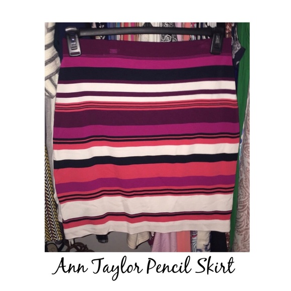 Ann Taylor Dresses & Skirts - Ann Taylor pencil skirt